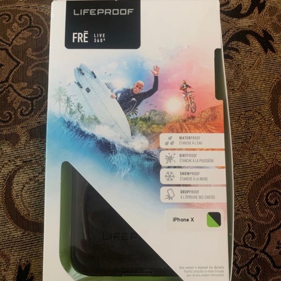 iPhone case - Picture 1 of 3